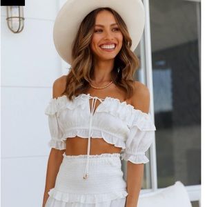 Hello Molly Feathered Angels White Ruffled Crop Top Size Small NWT